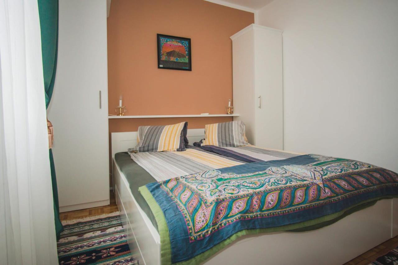 Apartmani Mili Malinska Exteriör bild